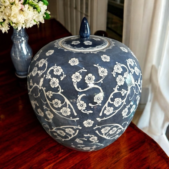 Vintage 10” Grandmillennial Cherry Blossom Ginger Jar | Blue & White Ceramic Jar - Picture 7 of 9
